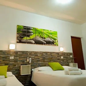 https://hotel-birillo.hotelitalianriviera.com