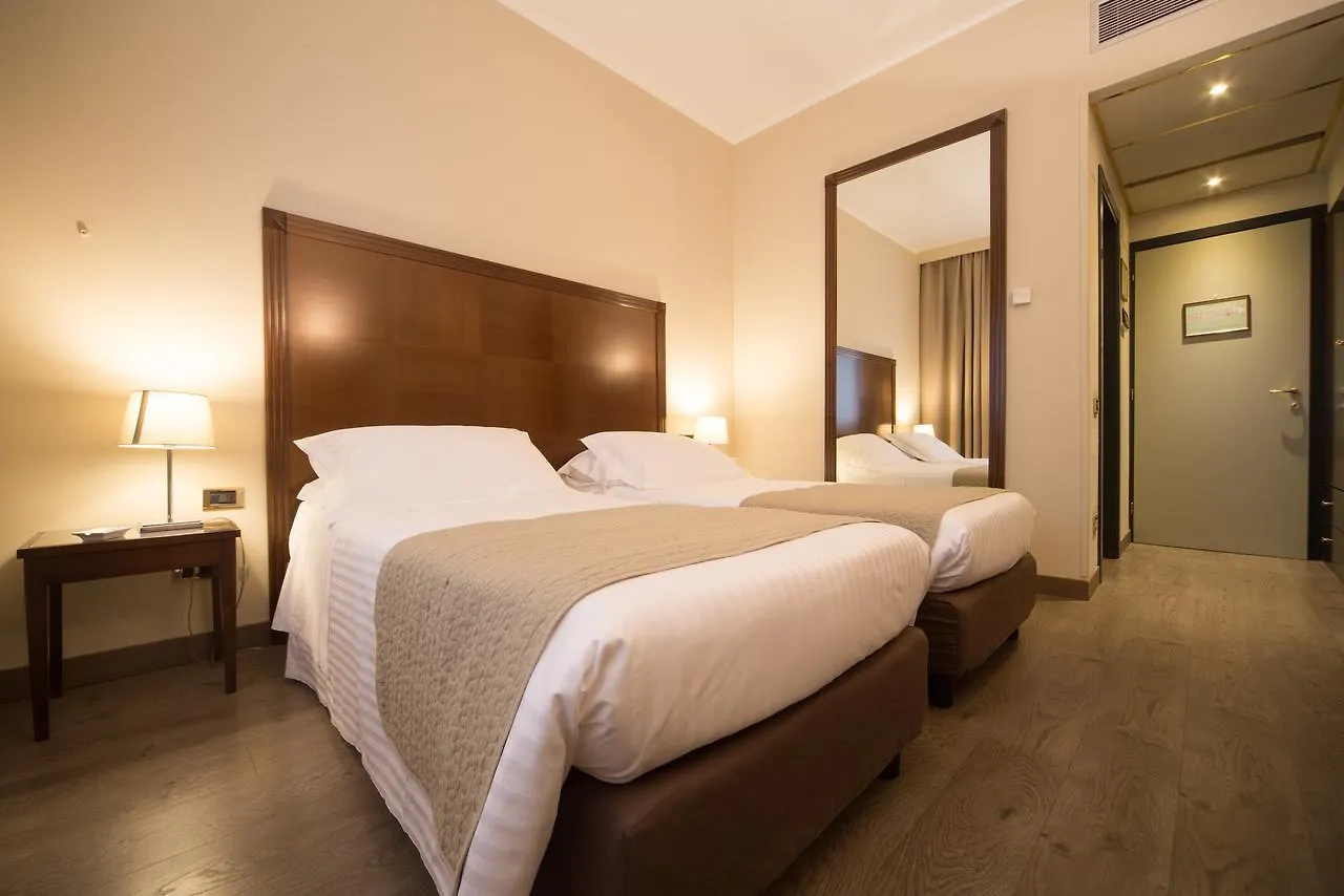 Hotel Motel Ascot Lissone 3*,